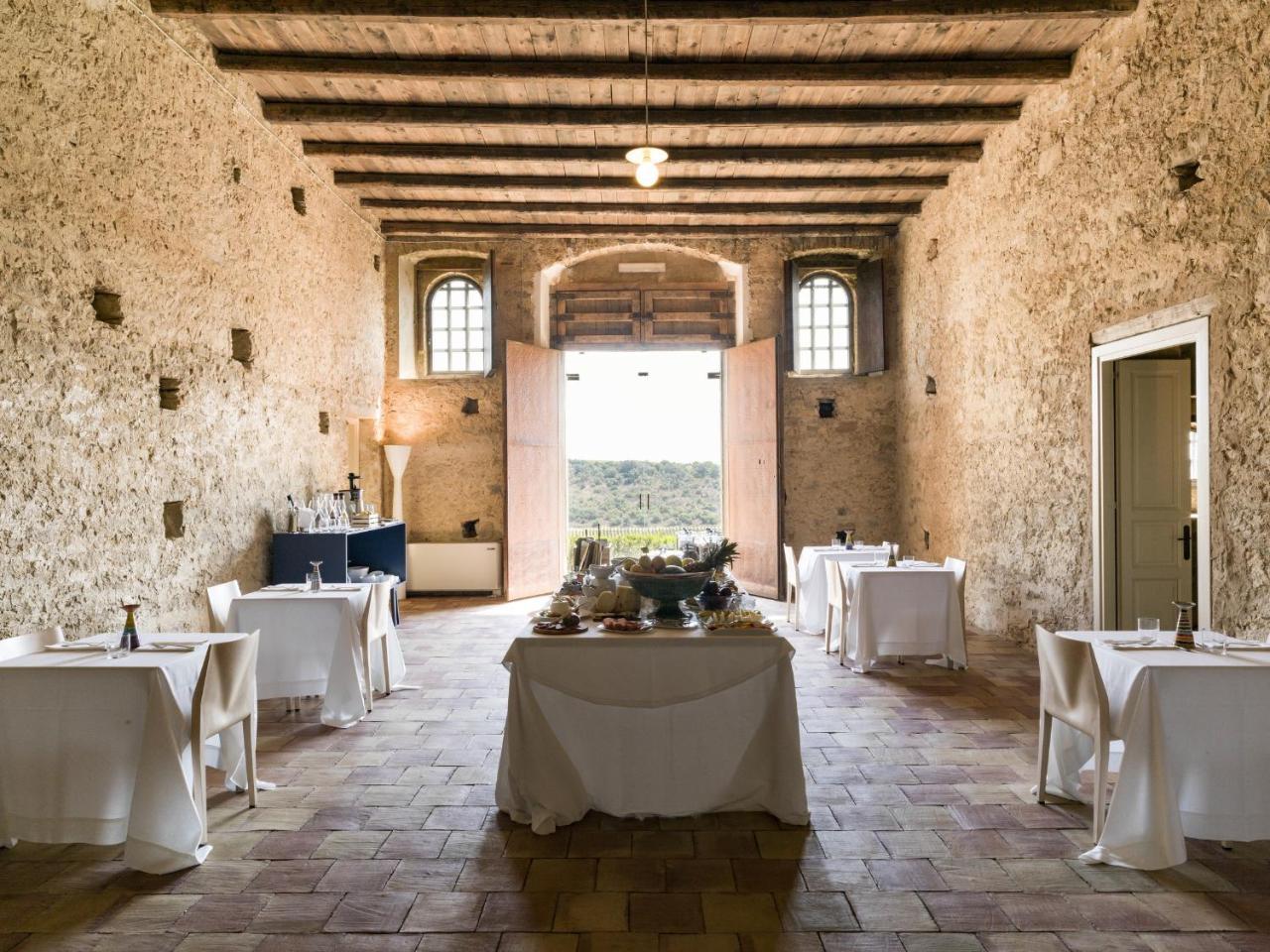 Wine Relais Feudi Del Pisciotto Villa Niscemi Exteriör bild